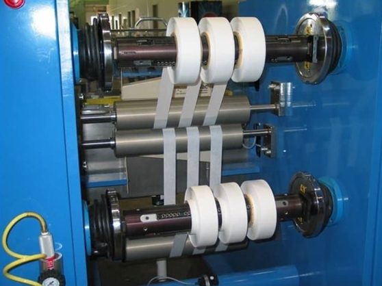 Finished roll quality from an IMC winder